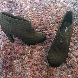 New United Nude boots